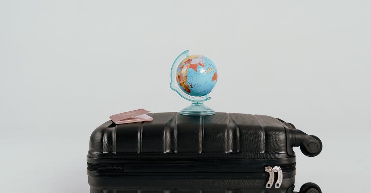 International Creator Business Structures: LLCs, Sole Proprietorships, and Tax